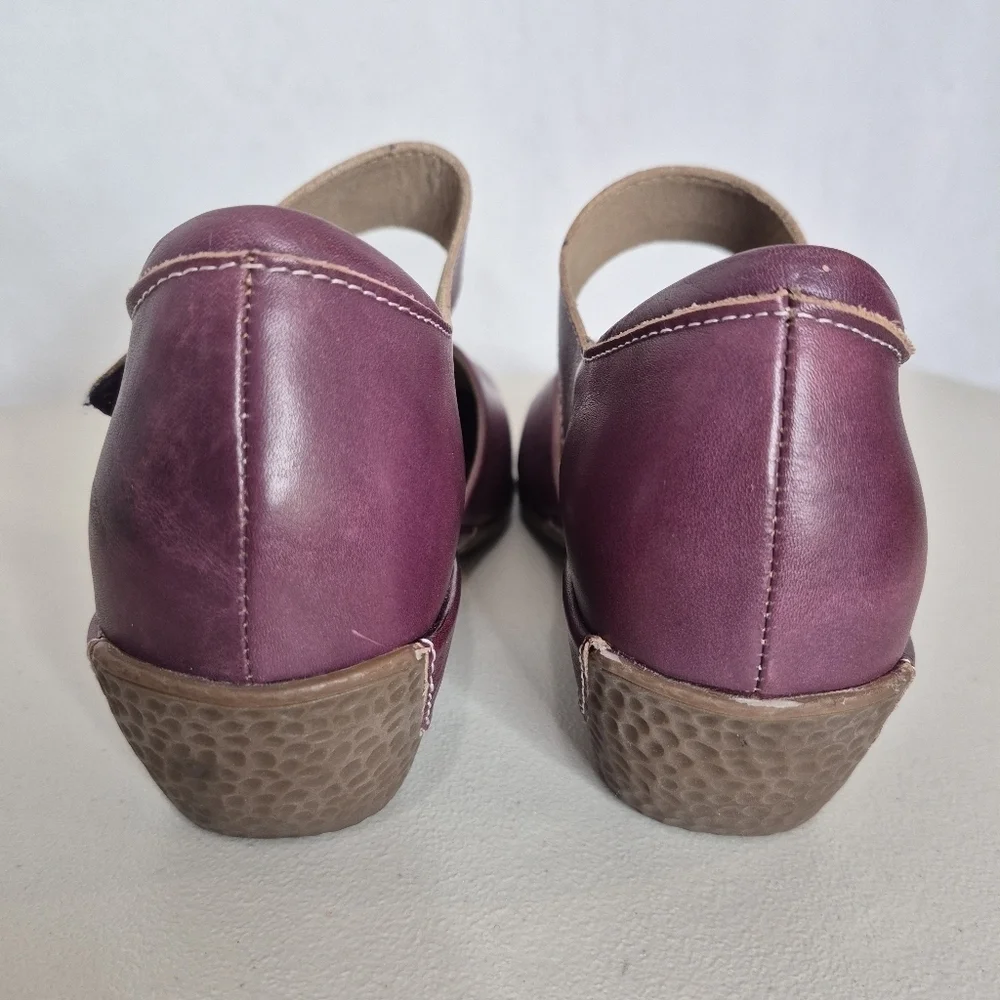L'Artiste Spring Step GLOSS Wedge Heel Mary Janes - Size 7.5